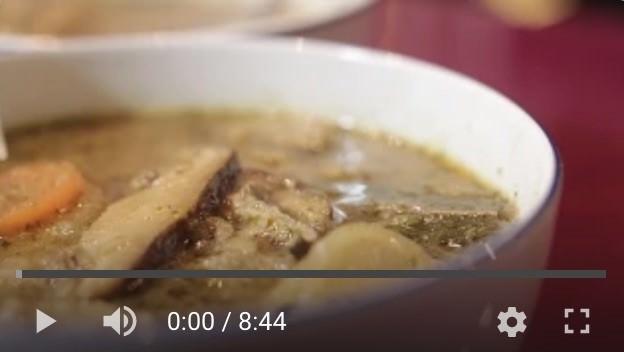 zupa grzybowa odc 48 kopia 48. Zupa grzybowa z lanymi kluskami   bezglutenowa kuchnia wegańska | Atelier Smaku