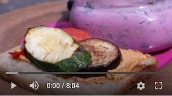 25YT 25. Tosty z grillowanymi warzywami i pastą z tofu   bezglutenowa kuchnia wegańska | Atelier Smaku