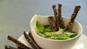 Pesto z konopi i bazylii bezglutenowa kuchnia wegańska Atelier Smaku